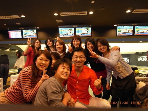 回台前充實＆頹廢的留學生活-3（2010.1.31 宿舍辦的送別會＆保齡球＆唱歌）