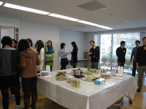回台前充實＆頹廢的留學生活-3（2010.1.31 宿舍辦的送別會＆保齡球＆唱歌）