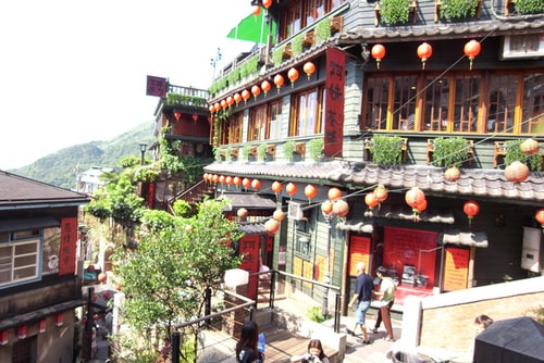 假借名目的吃喝玩樂（2010.7.30-8.2）