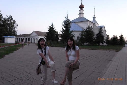 熱死人的俄羅斯行–聖三一謝爾吉修道院、蘇滋達里、鄉村旅館（2010.7.19）