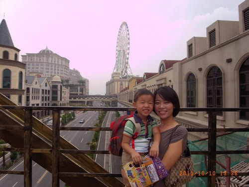 雙十國慶之六合夜市、新崛江、義大世界（2011.10.9-10）