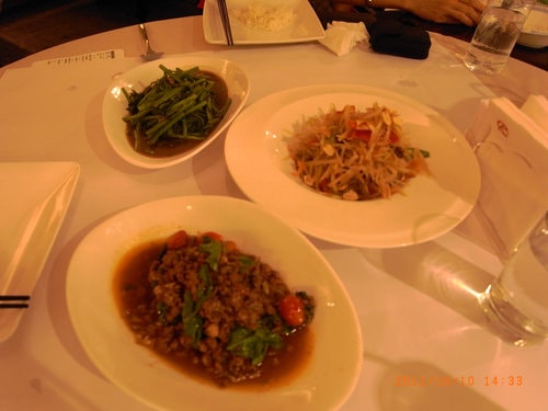 雙十國慶之六合夜市、新崛江、義大世界（2011.10.9-10）