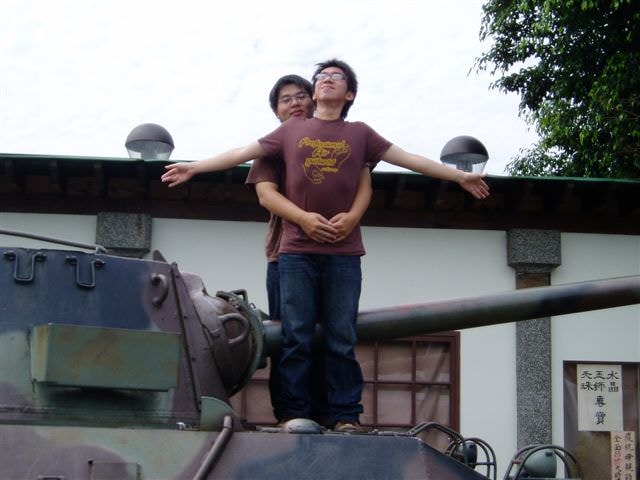 2006.5.5~6 A班南投班遊:軍史公園內的鐵達尼號版