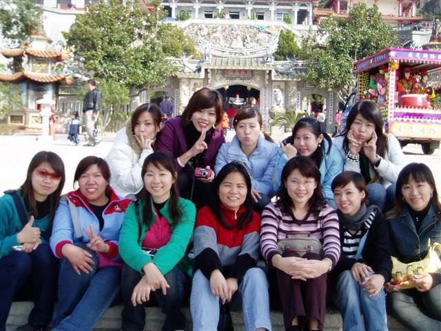 2005.12 日三A關子嶺班遊:碧雲寺前合影-3
