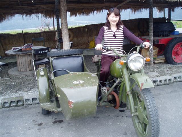 2006.1.16~18日3B花東三日遊:軍用摩托車