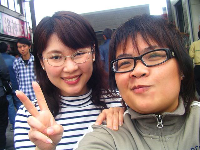 2006.1.16~18日3B花東三日遊:與張董合影