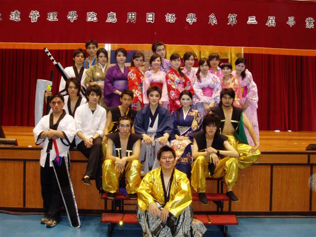 2007.3.28 畢業公演:全員合照-正常版