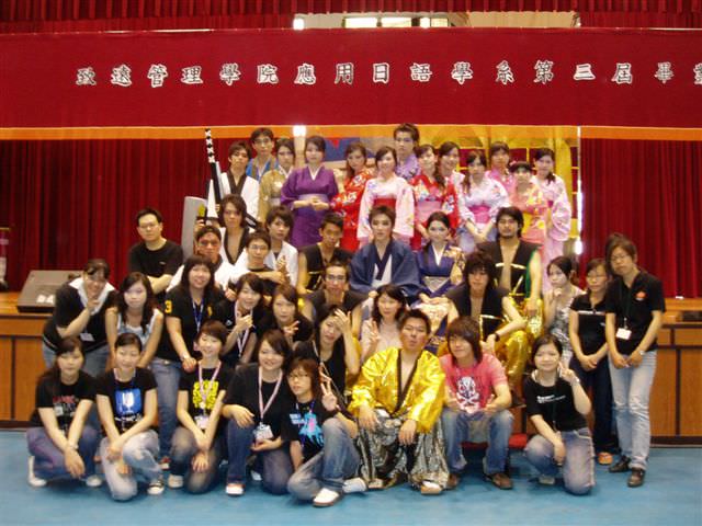 2007.3.28 畢業公演:全員合照-正常版