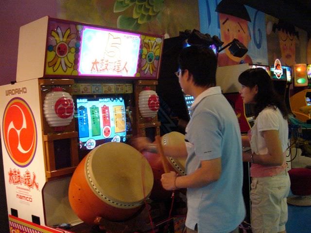 2006.8 夏日墾丁（舊相簿新敘述）:太鼓大作戰，拼得你死我活