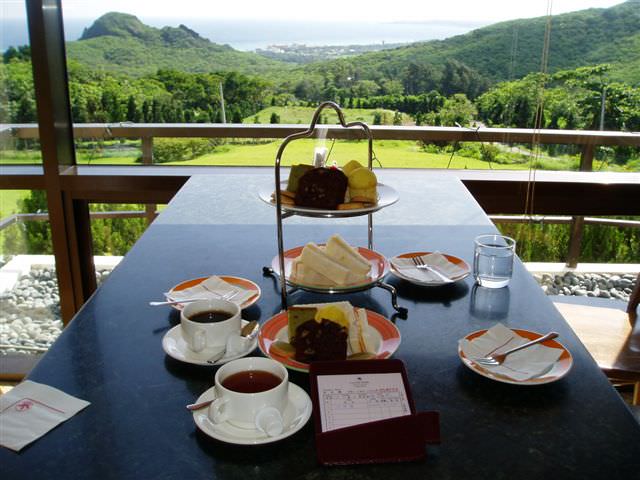 2006.8 夏日墾丁（舊相簿新敘述）:墾丁賓館的下午茶
