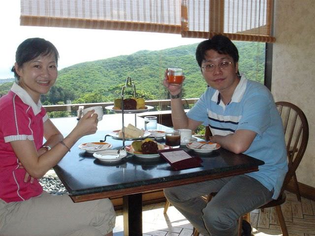 2006.8 夏日墾丁（舊相簿新敘述）:夫婦二人組先來拍個照