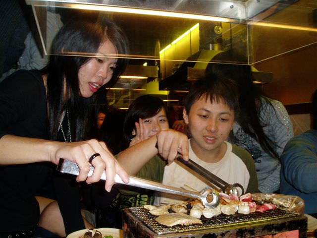 2007.1.19 班級聚餐（燒烤店）:陳小茉＆土豆