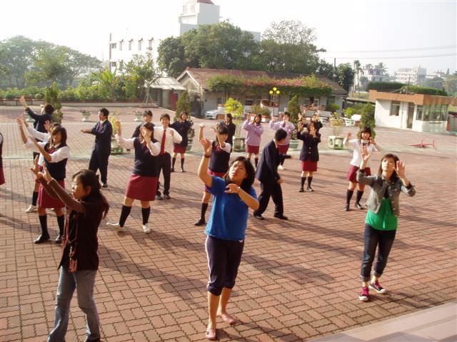2007 陽明工商舞蹈教學:1801512067.jpg