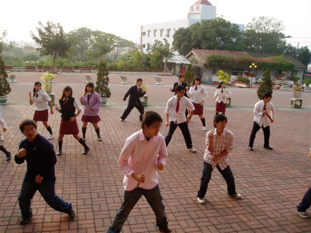 2007 陽明工商舞蹈教學:1801512075.jpg