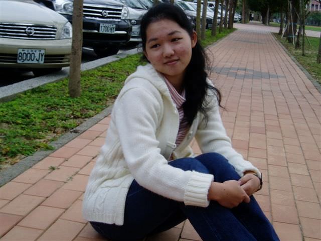 2006.11.28 日四A畢業生活照:拍好點喔..我可是公演女主角耶！