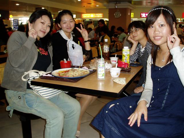 2006.11.19  演講小天使-菜菜子的日子:比賽前的一餐