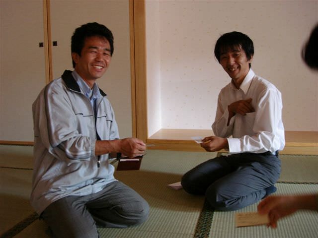 2006.11.16日本學生蒞校交流:會前寒暄-於日本館