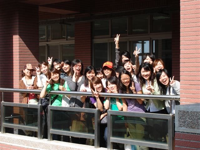2006.11.16日本學生蒞校交流:最後合影...