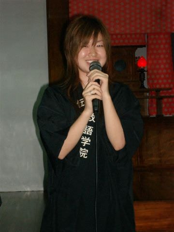 2006.11.16日本學生蒞校交流:大家好...我是mami