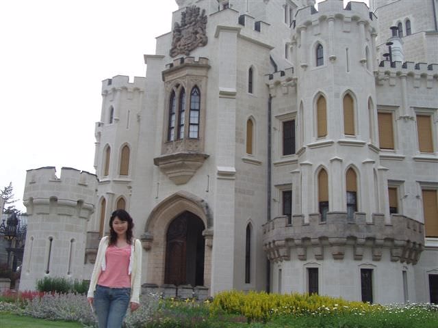 2006.6.25~7.4德捷行-2:走出古堡後留影