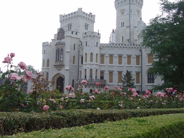 2006.6.25~7.4德捷行-2:準備離開古堡了，再拍一張。