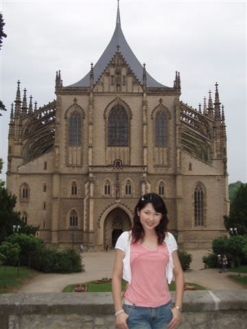 2006.6.25~7.4德捷行-2:聖塔芭芭拉教堂前個人留影-2