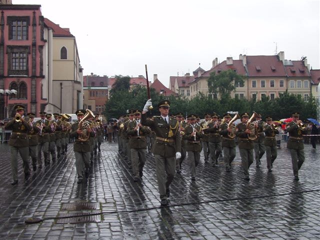 2006.6.25~7.4德捷行-2:布拉格廣場上的軍樂表演-2