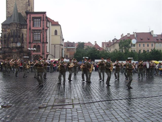 2006.6.25~7.4德捷行-2:布拉格廣場上的軍樂表演-3