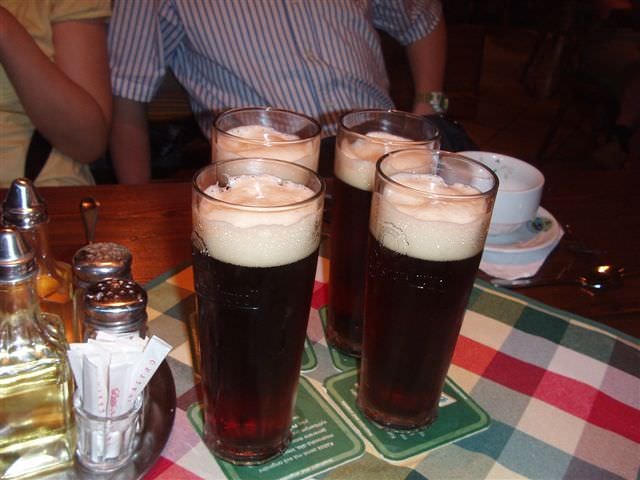 2006.6.25~7.4 德捷行-1:黑啤酒，好喝！