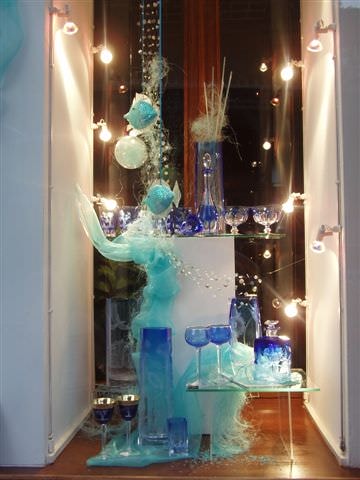 2006.6.25~7.4 德捷行-1:水晶店櫥窗陳列的水晶