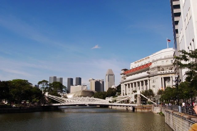 朝聖之旅（2011.3.24-27）:濱海藝術中心？好像是