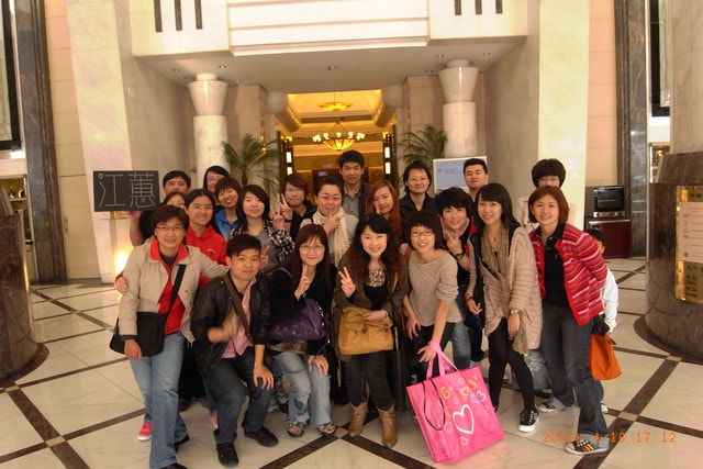 朝聖之旅-2 (2011.4.16-18）:兩岸蕙迷來個大團拍。