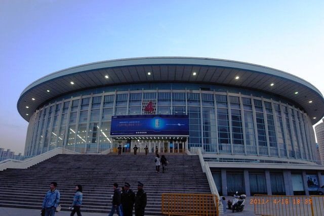 朝聖之旅-2 (2011.4.16-18）:到了～～演唱會會場