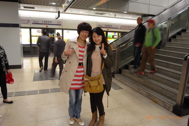 朝聖之旅-2 (2011.4.16-18）:橘子宮女))))))久仰你的大名。兩岸編劇組相見歡