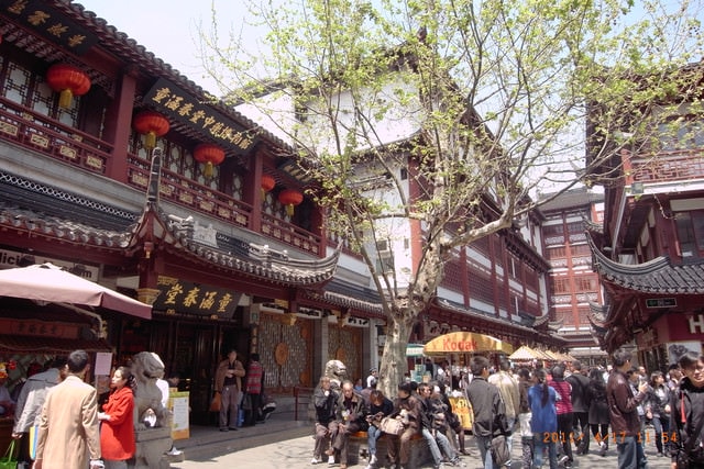 朝聖之旅-2 (2011.4.16-18）:看到古色古香的建築，瘋狂地拍照