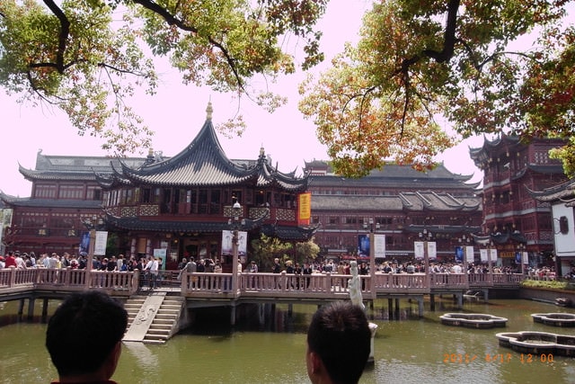 朝聖之旅-2 (2011.4.16-18）:到了有名的九曲橋