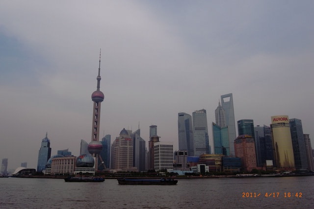 朝聖之旅-2 (2011.4.16-18）:1遠眺黃浦江