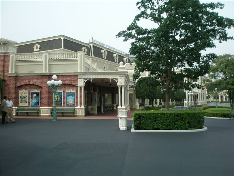 東瀛留學日記之再遊迪士尼樂園(09.6.9):空空如也
