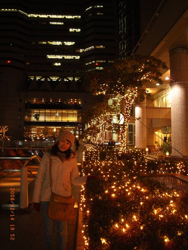 東瀛留學日記東京行（08.12.14 惠比壽、六本木、橫濱）:到處都是聖誕燈飾
