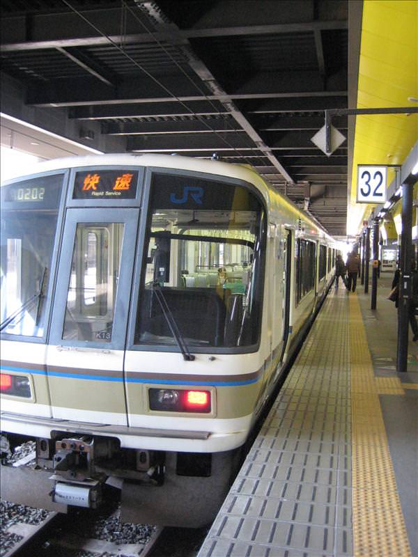 東瀛留學日記之京都嵐山賞楓(2008.12.1):從京都車站搭電車到嵐山