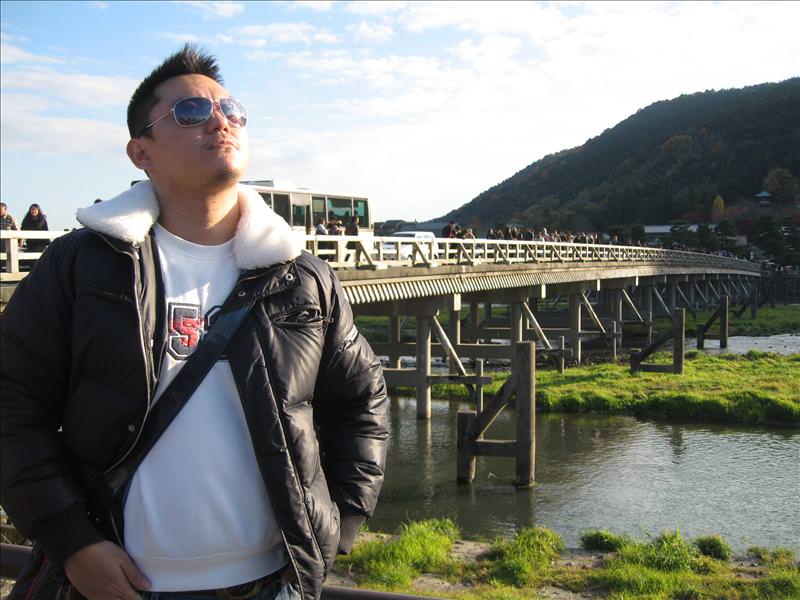 東瀛留學日記之京都嵐山賞楓(2008.12.1):又見仰天長嘯？還是學哪部電影？？