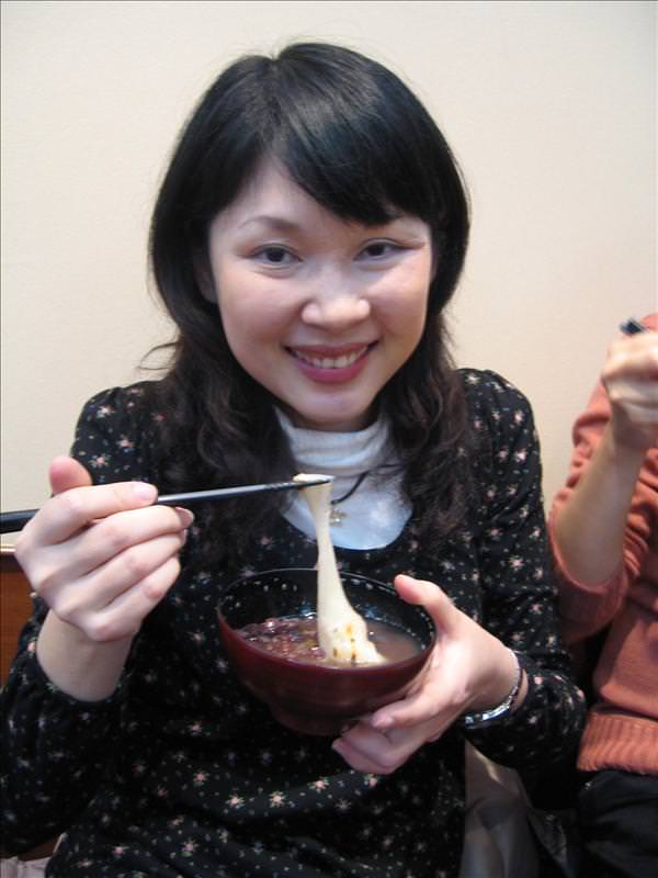 東瀛留學日記之京都嵐山賞楓(2008.12.1):這碗麻糬紅豆湯很好吃