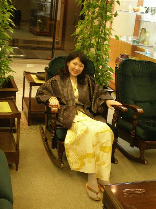 東瀛留學日記之又見合掌村高山古街(2008.11.5-6):泡完湯滿臉舒適的丸子
