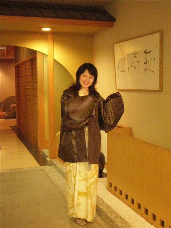 東瀛留學日記之又見合掌村高山古街(2008.11.5-6):往飯廳的走廊