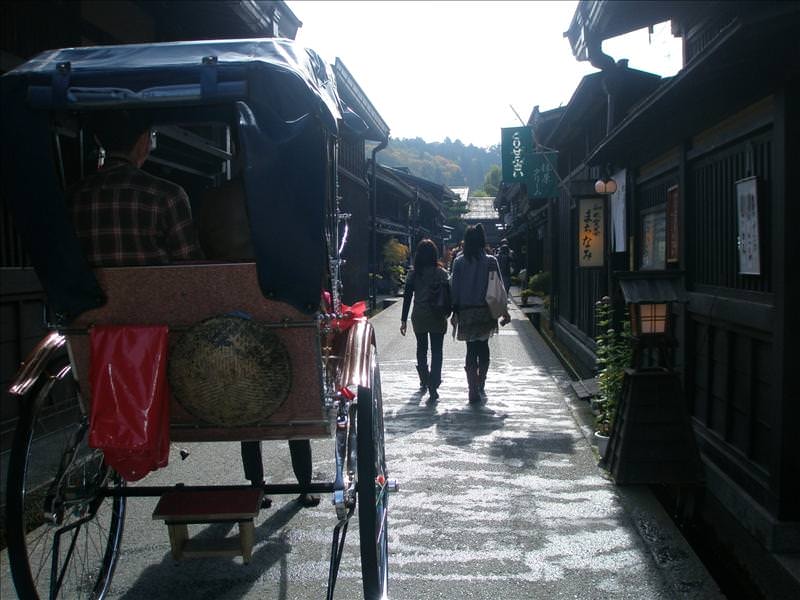 東瀛留學日記之又見合掌村高山古街(2008.11.5-6):跟著人力車逛古街