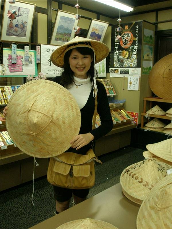 東瀛留學日記之馬籠宿(2008.11.1):賣斗笠的村姑