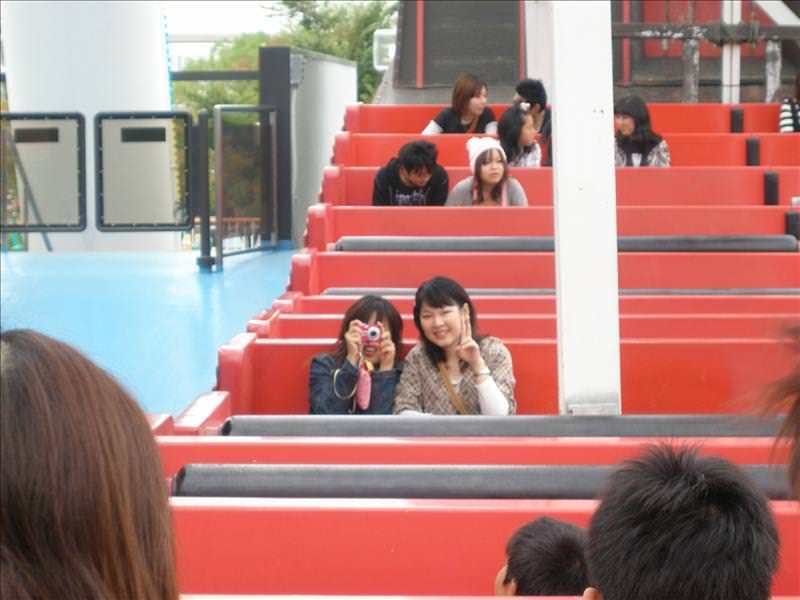 東瀛留學日記之長島樂園(2008.9.28):海盜船起飛前的氣定神閒