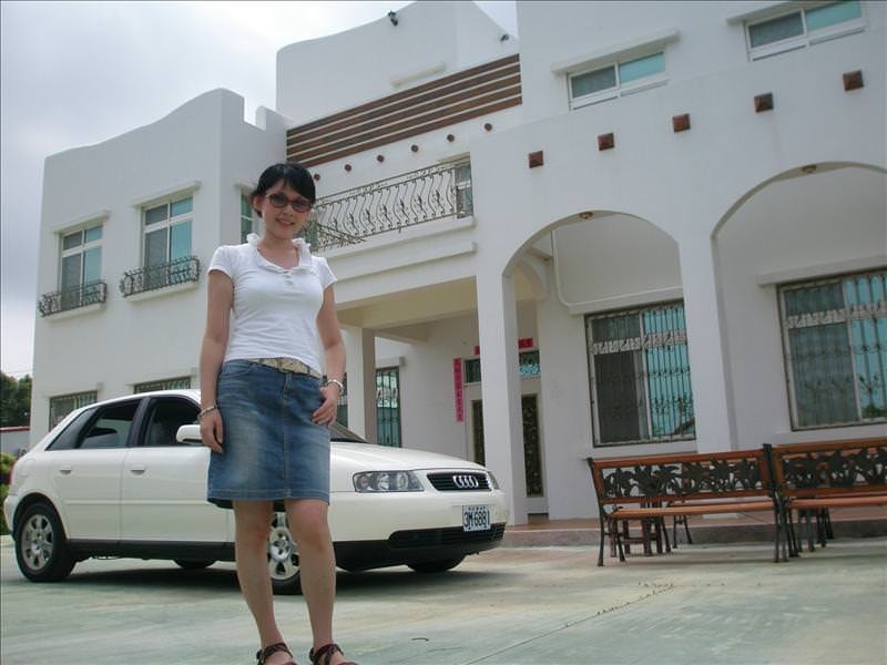 2008.8.13-14 又見墾丁天氣晴:丸子＋小白＋蛋糕屋＝住在別墅的香車美人