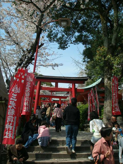東瀛留學日記之犬山祭(2008.4.5):去神社拜拜