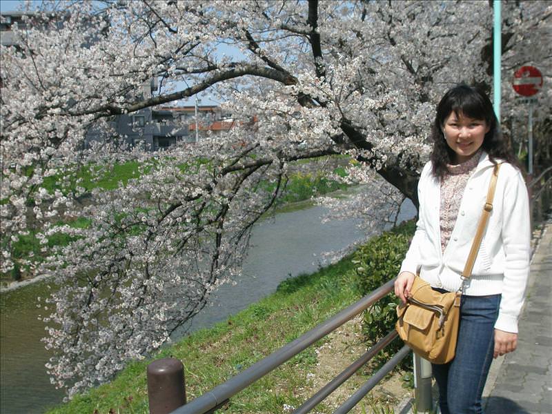 東瀛留學日記之賞櫻篇(2008.4.3):拍張照吧